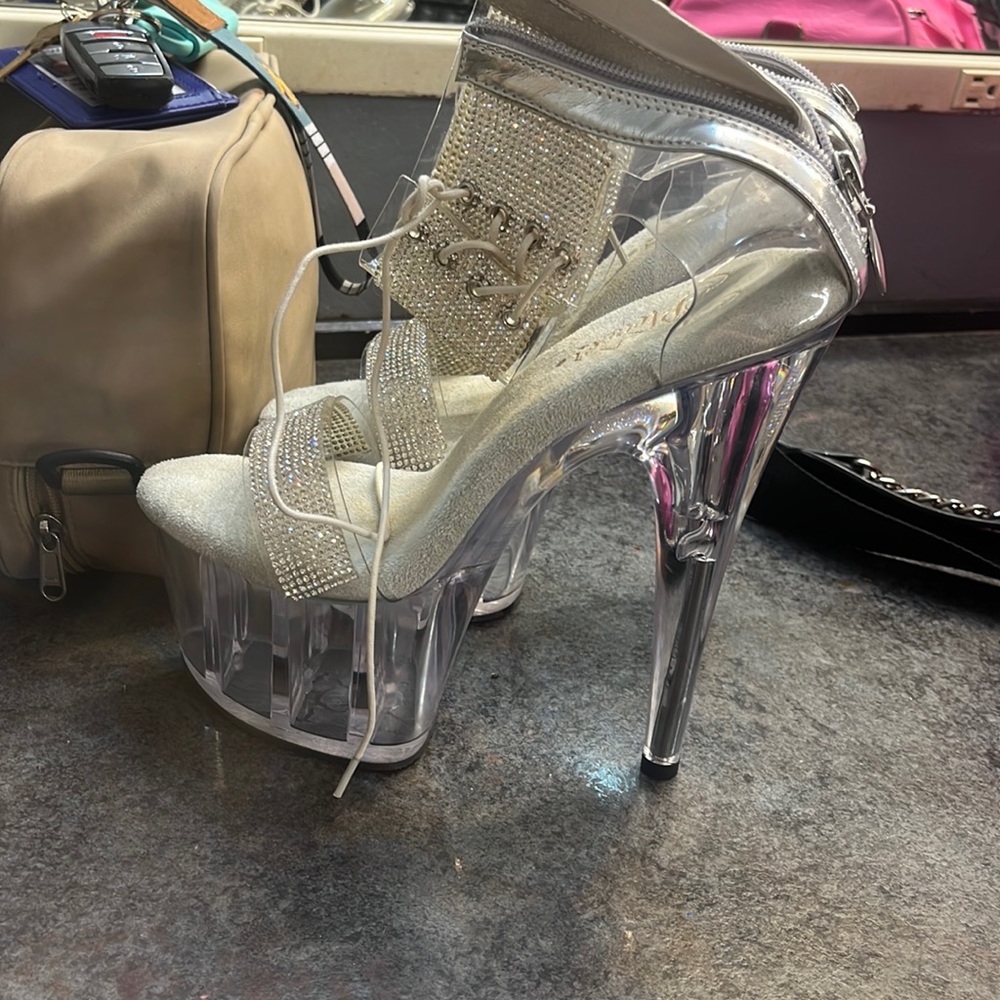 Pleaser shoes brand new with box